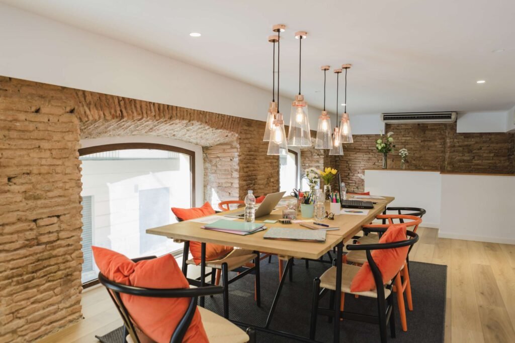 How Custom Millwork is Redefining Corporate Interiors